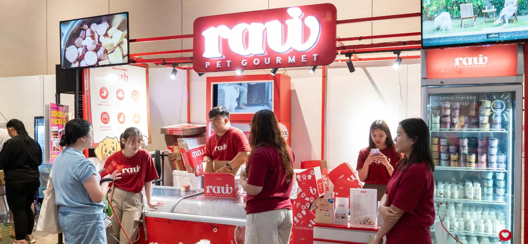A branded activity bringing visitors and pets together at an earlier event